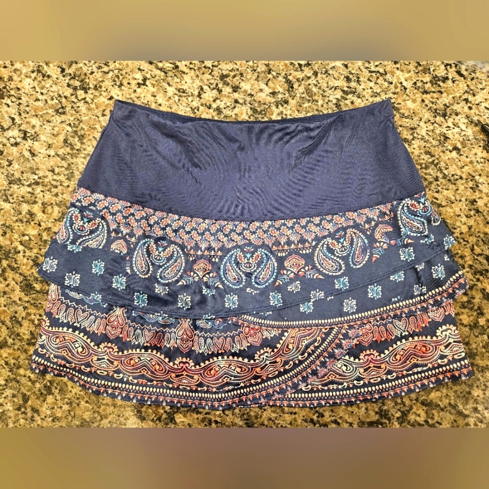 Lucky in Love Navy/Pink Paisley Skorts, Size L/12